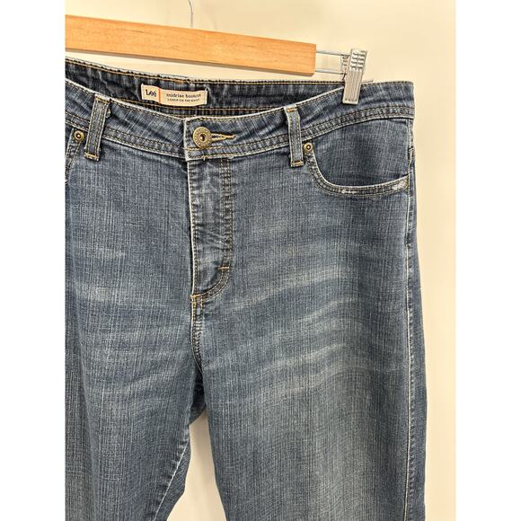 Lee Mid Rise Dark Wash Blue Cotton Blend Denim Bootcut Jeans Women's Size 16 - Picture 4 of 10